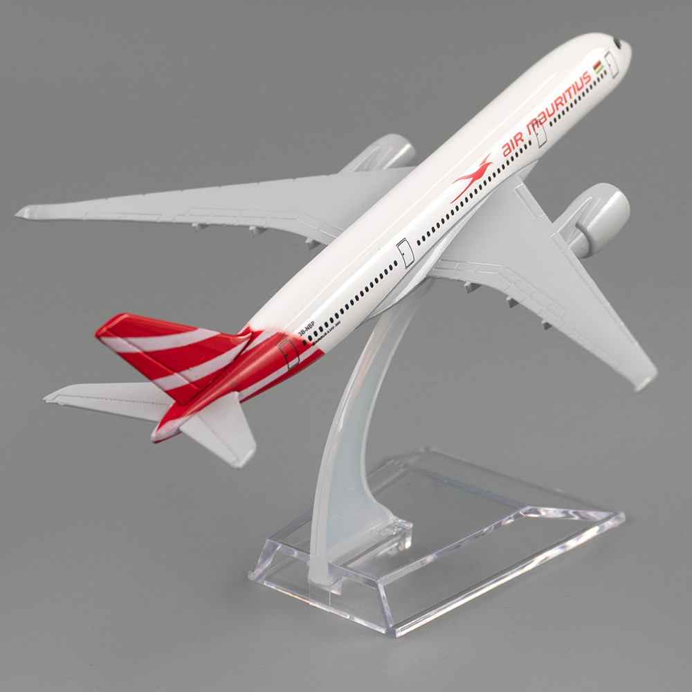 1/400 Quy Mô Máy Bay Airbus A3 - đánh giá và giá Kids Toys Mauritius